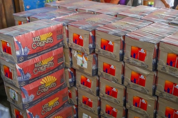 Entregan 10.000 kilos de alimentos no perecederos a organizaciones y ollas populares - ADN Digital