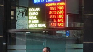 Estiman que a finales del primer semestre dólar llegará a G. 8.000
