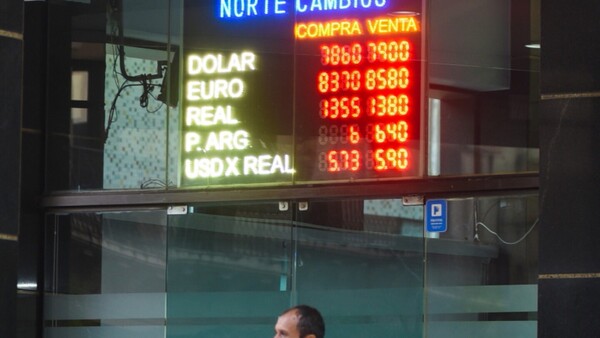 Estiman que a finales del primer semestre dólar llegará a G. 8.000