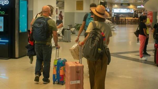 La plataforma segura para turistas es REGISTUR