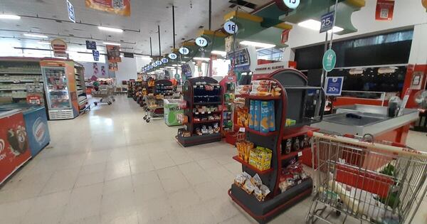 La Nación / Truco matemático para elegir la fila más rápida en el supermercado