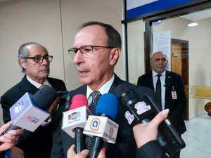 Ministro defiende préstamo para compra de aviones Super Tucano ante Comisión del Senado