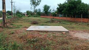 Construyen base para tanque de agua de Essap, pero en propiedad privada