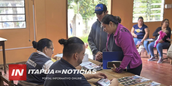 ENTREGA DE TARJETAS DEL PROGRAMA TEKOPORÃ A 36 NUEVOS BENEFICIARIOS EN CAMBYRETÁ