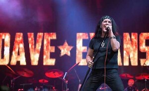 Vocalista original de AC/DC regresa a Ciudad del Este para un único show | DIARIO PRIMERA PLANA