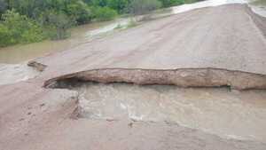 Caminos intransitables obligan a asistir de manera aérea a Pozo Hondo por inundaciones - 1000 Noticias