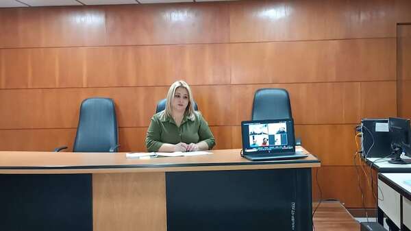 AUDIO: Agentes de Salto del Guairá copiaron el acta y no pesaron la carga de marihuana, comentó jueza - A La Gran 7-30 - ABC Color