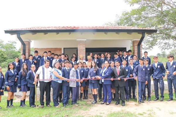 Gobernación de Guairá sigue inaugurando obras en instituciones educativas