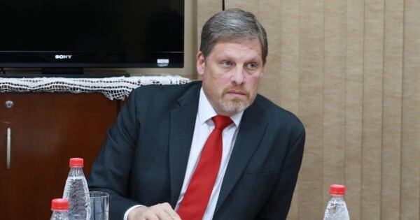 Los colorados buscan impedir el uso del padrón abierto para perjudicar a la oposición