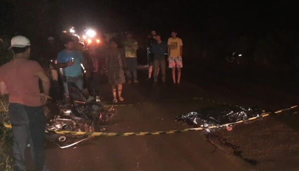 Impruedencia total: Iban entre cuatro en un biciclo, una murió