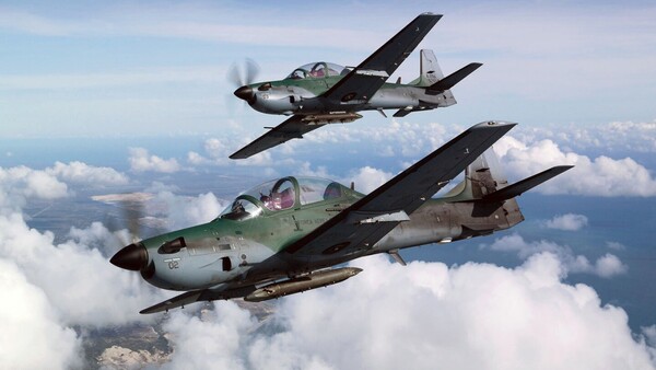 Préstamo para la compra de aviones genera controversia