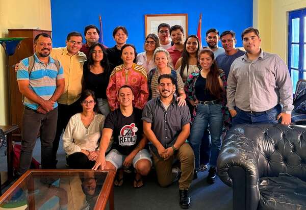 Jóvenes llaman a la “unidad de la oposición” para marcha del próximo miércoles - Política - ABC Color