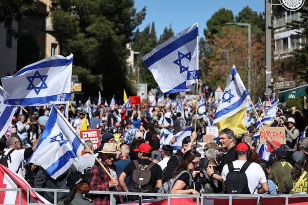 Protesta en Jerusalen acusa a Netanyahu de deriva antidemocrática - Mundo - ABC Color