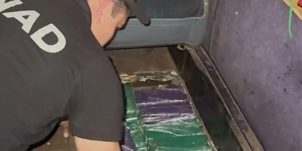 CAE OTRO BUS DE “NARCOTURISMO” CON MÁS DE 1.600 KILOS DE MARIHUANA EN CAACUPÉ