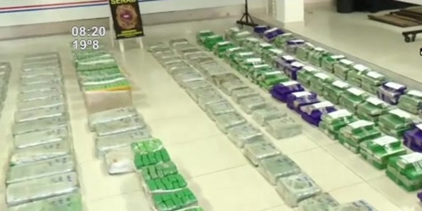 Cae otro "narco bus" en Caacupé con más de 1.600 kilos de marihuana - SNT
