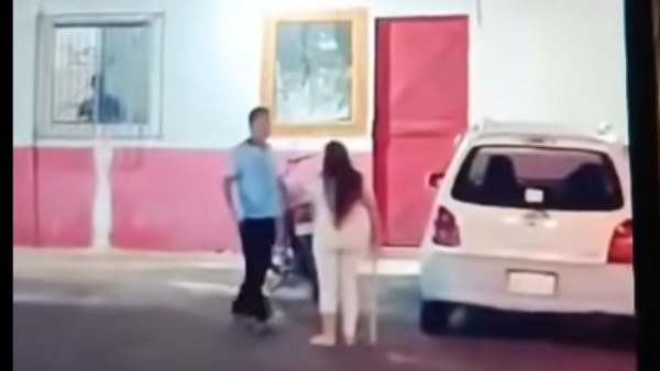 Una mujer atacó a su pareja tras pillarle con otra en un motel