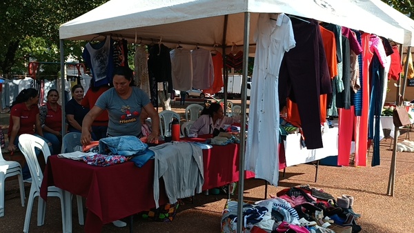 Participantes de Tekoporã realizan su primera feria del año en Concepción