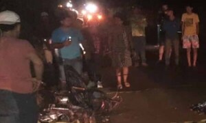 Conductor huye tras embestir moto con cuatro ocupantes, una víctima fatal – Prensa 5