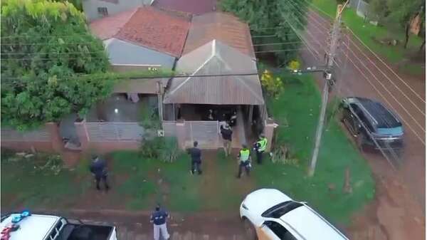Capturan a presuntos soldados de Macho en un aguantadero de Katuete, Canindeyú - Policiales - ABC Color