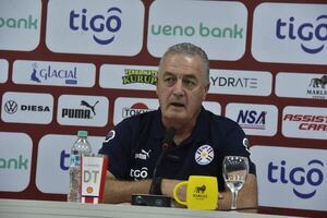 Gustavo Alfaro: “Hoy vemos la meta y es la clasificación a la Copa del Mundo” - Selección Paraguaya - ABC Color
