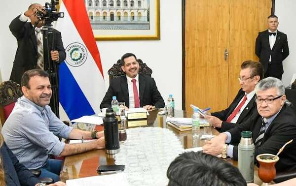 ¿Latorre como ministro de Salud?: vicelíder cartista dijo que se habló - Política - ABC Color