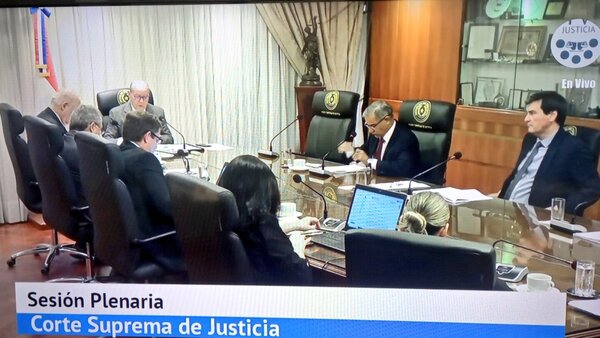 Fiscal que renunció a la causa de Abdo Benítez juró como juez para Alto Paraguay