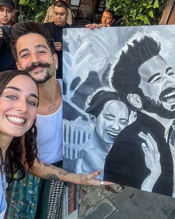 Mafe Perelló le regaló un hermoso cuadro a Camilo - Teleshow