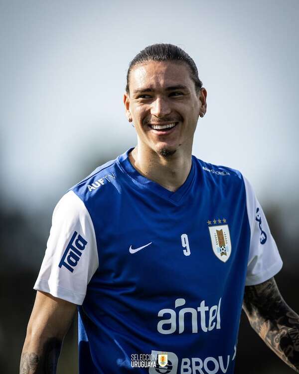 Darwin Núñez busca refugio en Uruguay y apunta a Argentina - Fútbol Internacional - ABC Color