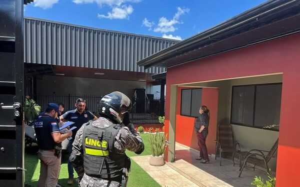 Abobado tavyron imputado por la Fiscalía que ya realizó varios allanamientos buscándolo