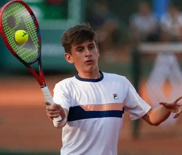 Alvaro Frutos se destaca en Mendoza y Dani Vallejo juega mañana octavos en el CIT