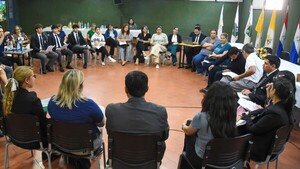 Tras debate, Cristo Rey deja de prohibir uso de celulares