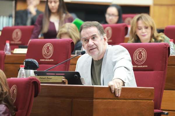 Orlando Penner reclama a ministra de Obras porque no firma un “miserable” convenio - Política - ABC Color