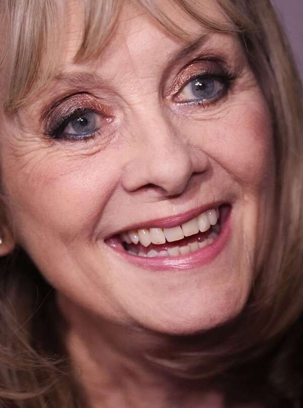 Twiggy, la primera supermodelo, sigue viéndose bella - Gente - ABC Color