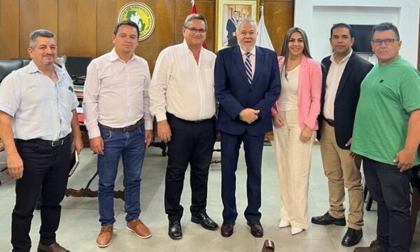 Intendente Soria ofrece un terreno municipal para local propio del puesto de IPS en Itakyry – Diario TNPRESS