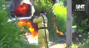 Incendio en barrio Catedral de CDE se descontrola por el viento - SNT