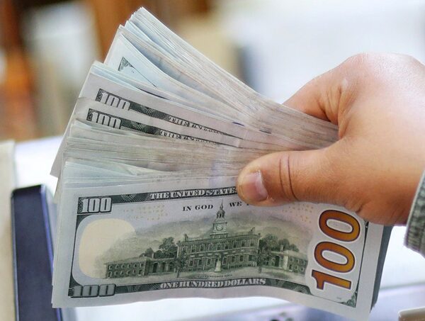 Aumento del dólar: "necesitamos una intervención más fuerte del BCP", afirma economista · Radio Monumental 1080 AM