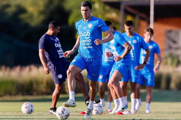 Por continuar con pasos firmes hacia un nuevo Mundial de futbol - La Clave