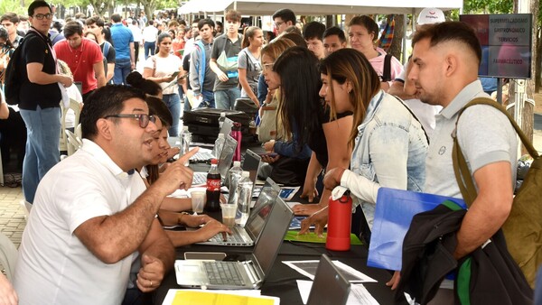 Expo Empleo ofrece más de 780 vacancias laborales en San Lorenzo y Ciudad del Este