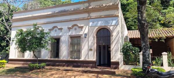 Concejal departamental sospecha de nepotismo y pide informe a la UNAMIS - Nacionales - ABC Color