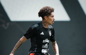 Paolo Guerrero y su titularidad en el debut de Óscar Ibáñez