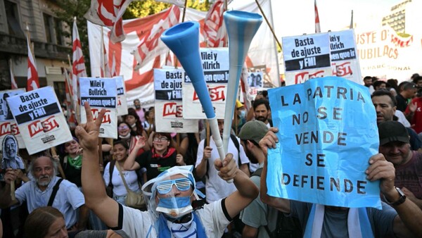 Milei logra que el Parlamento avale acuerdo clave con FMI