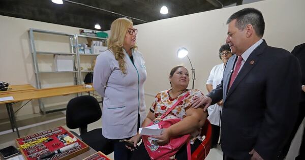 La Nación / En primera jornada oftalmológica de ANR brindan atención a 500 personas