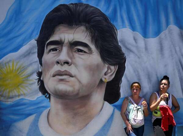Testimonio del Dr. Campbell sobre Maradona: un relato detallado del día del fallecimiento - Mundo - ABC Color