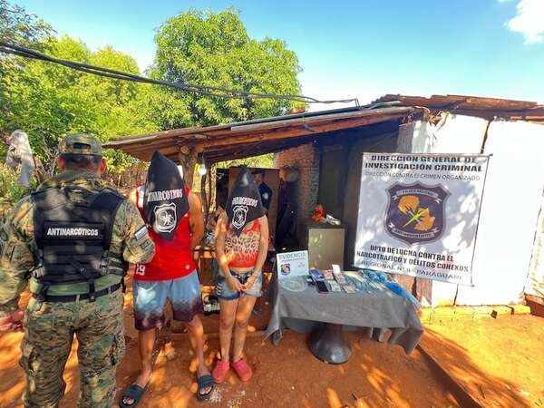 Dos mujeres y un hombre fueron detenidos en Ybycuí por supuesta tenencia y comercialización de drogas - Nacionales - ABC Color