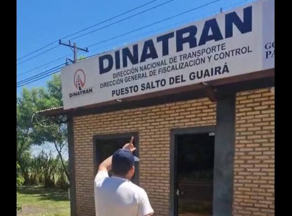 Gobierno retiene buses y amenaza con multar si traen manifestantes, denuncian  - Política - ABC Color
