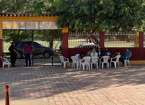 Padres rechazan guiso con carne de cerdo en Mariano Roque Alonso - 1000 Noticias