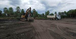 Supervisan extracción de material con criterios ambientales en la ruta PY12
