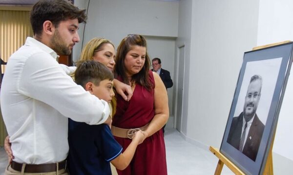 Inauguran auditorio en el Ineram en homenaje al doctor José Fusillo