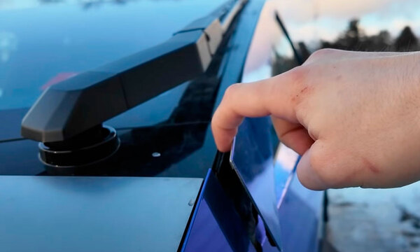 Tesla llama a revisi贸n 46.096 Cybertrucks por defectos en paneles