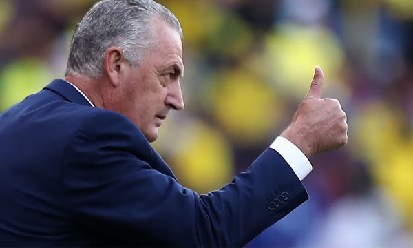 "Queremos regalarle a la gente un Mundial": la pasión de Gustavo Alfaro por la Albirroja - OviedoPress